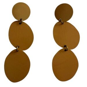 Three Pebbles LG earrings in Brass by Sibilia.